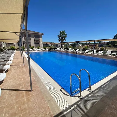 Modern In With Pool Apartment Ayvalik