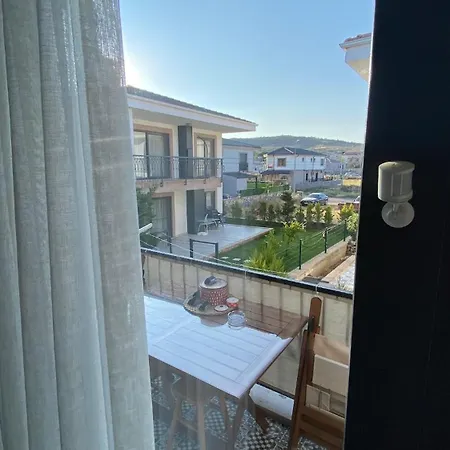 Apartment Modern In With Pool